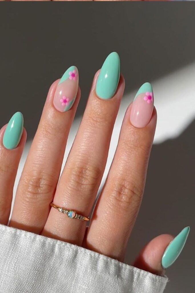 Mint Green Minimalism