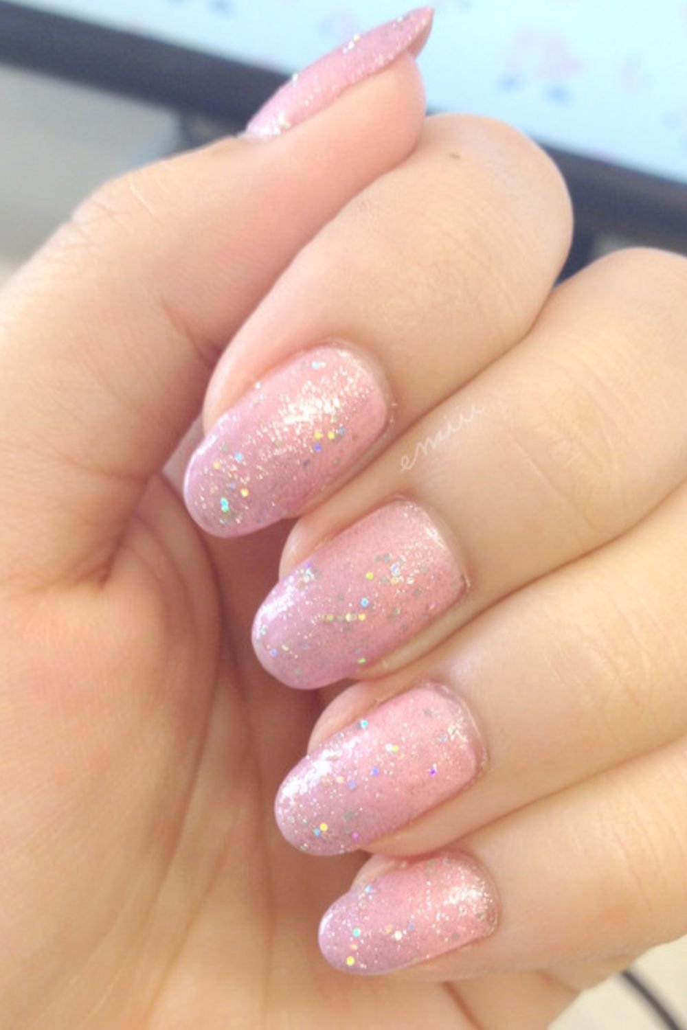 Pink Glitter Gradient
